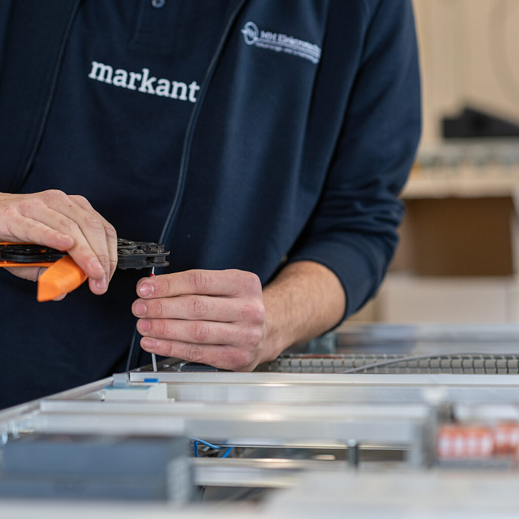 M m elektro 12 25 10343